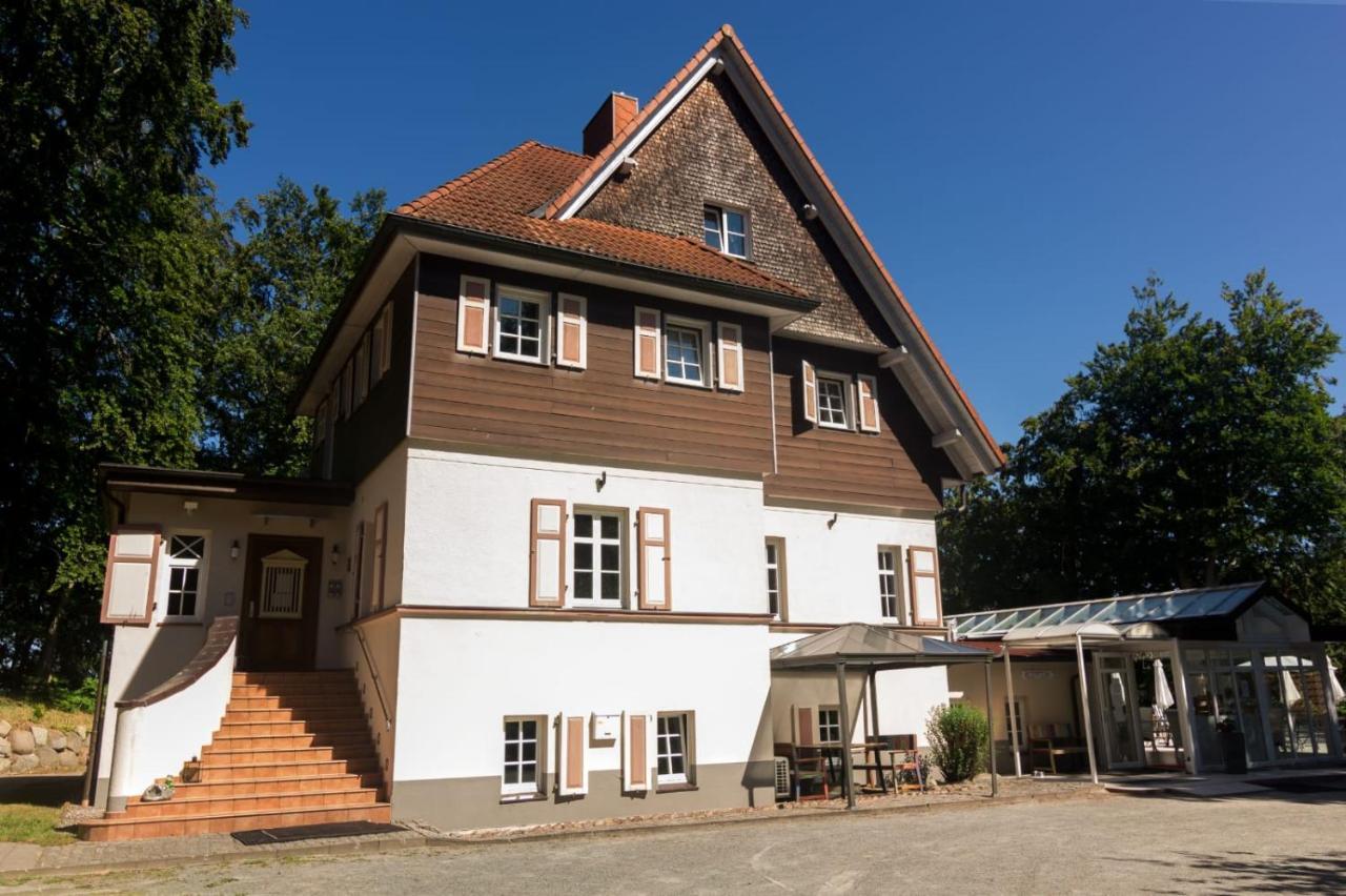 Strandhotel Lindequist Sellin Sellin  Exterior photo